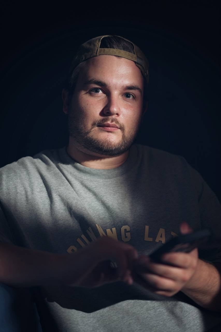 Полный метр «ЛИФТ В ПРОШЛОЕ». Фотограф, оператор и рилсмейкер в Москве — Ася Палагута