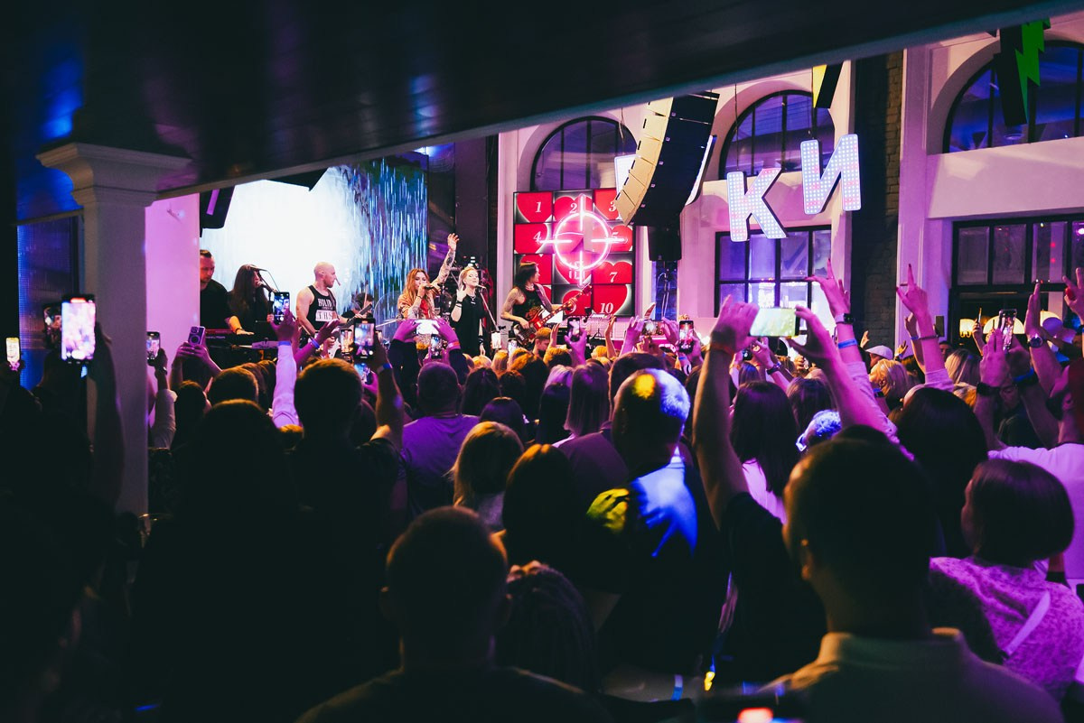 Концерт LINDA в РУКИ ВВЕРХ БАР в Ростове-на-Дону