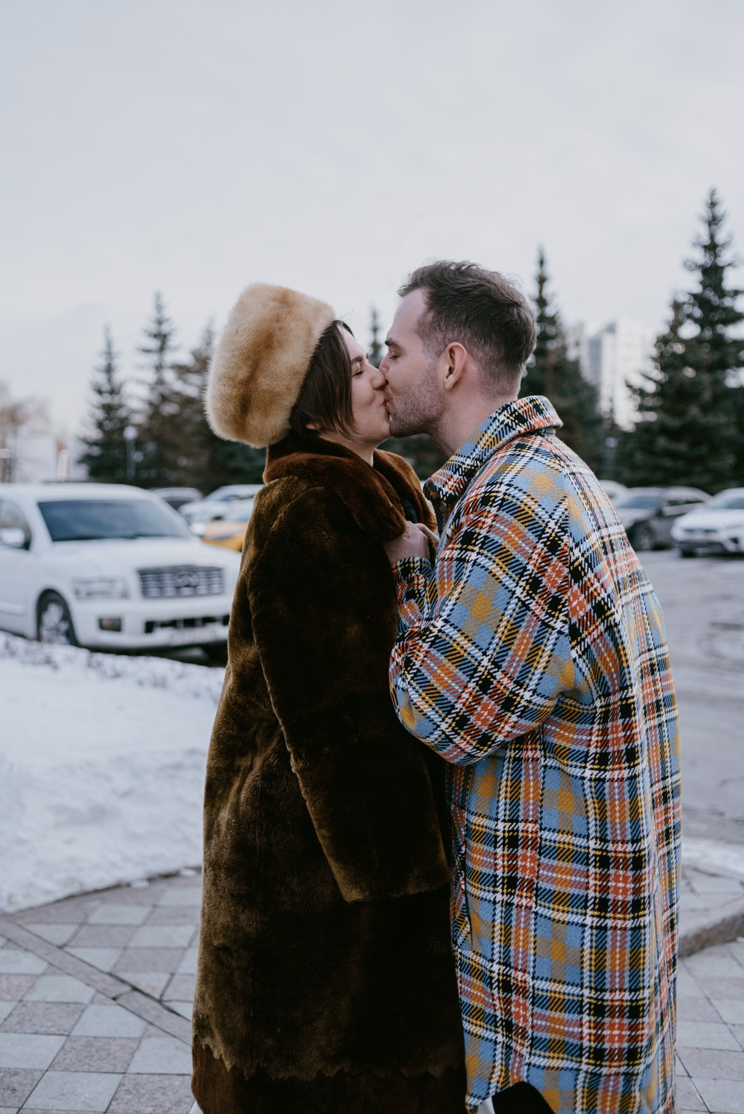 Свадебный фотограф в Тюмени — Стас и Таня — Съемка в отеле и на улице. Фотограф Дарья Мустафина, Тюмень