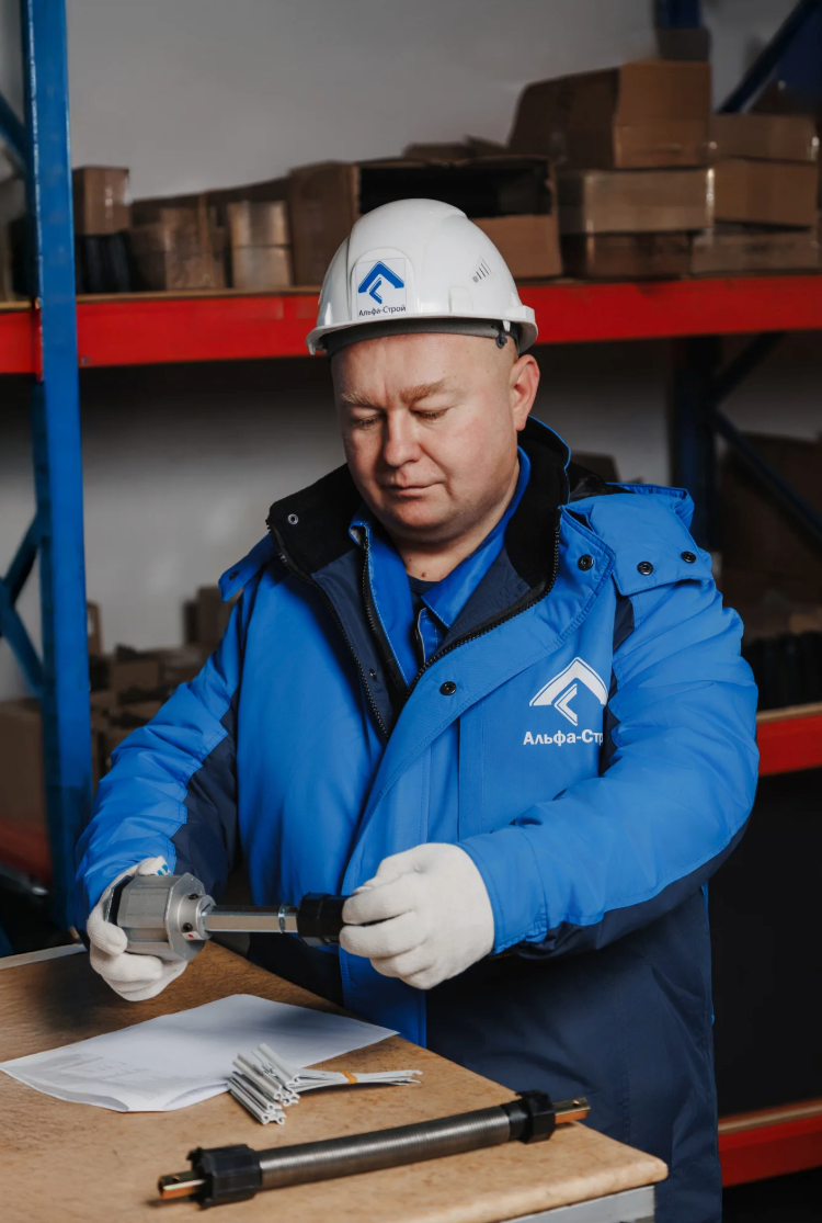 Кейс: съемка для логистической компании — склад и транспорт. Фотограф Василий Жуков | Портретная и бизнес-съемка в Москве под ключ