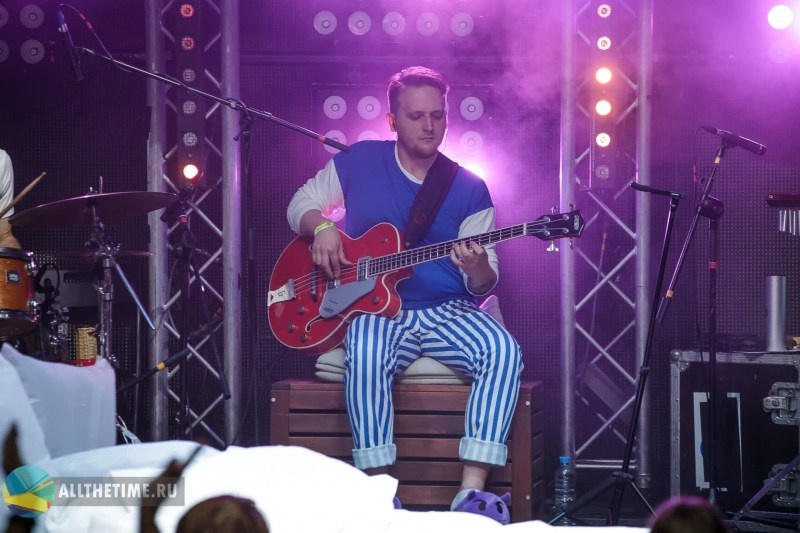 IOWA. Магия музыки в кадре: Концертная Фотография