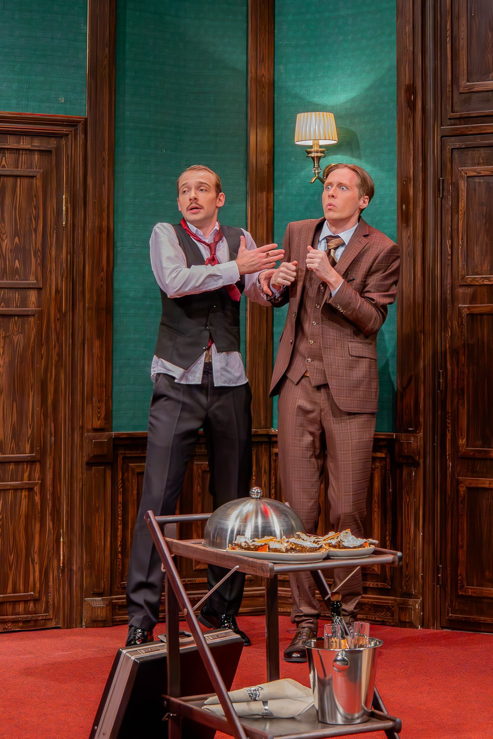 Премьера спектакля-комедии «Номер 13» в Театре Иллюзии. Семейный и свадебный фотограф в Москве и Домодедово Анна Авилочкина