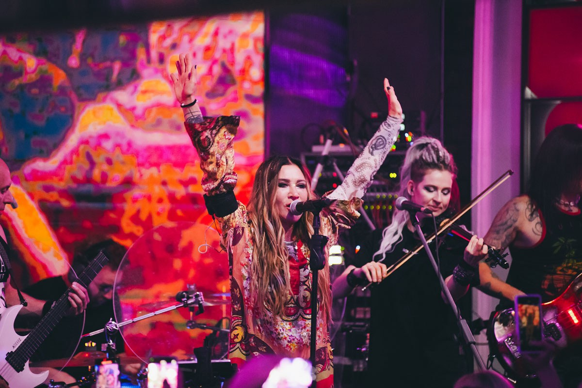 Концерт LINDA в РУКИ ВВЕРХ БАР в Ростове-на-Дону