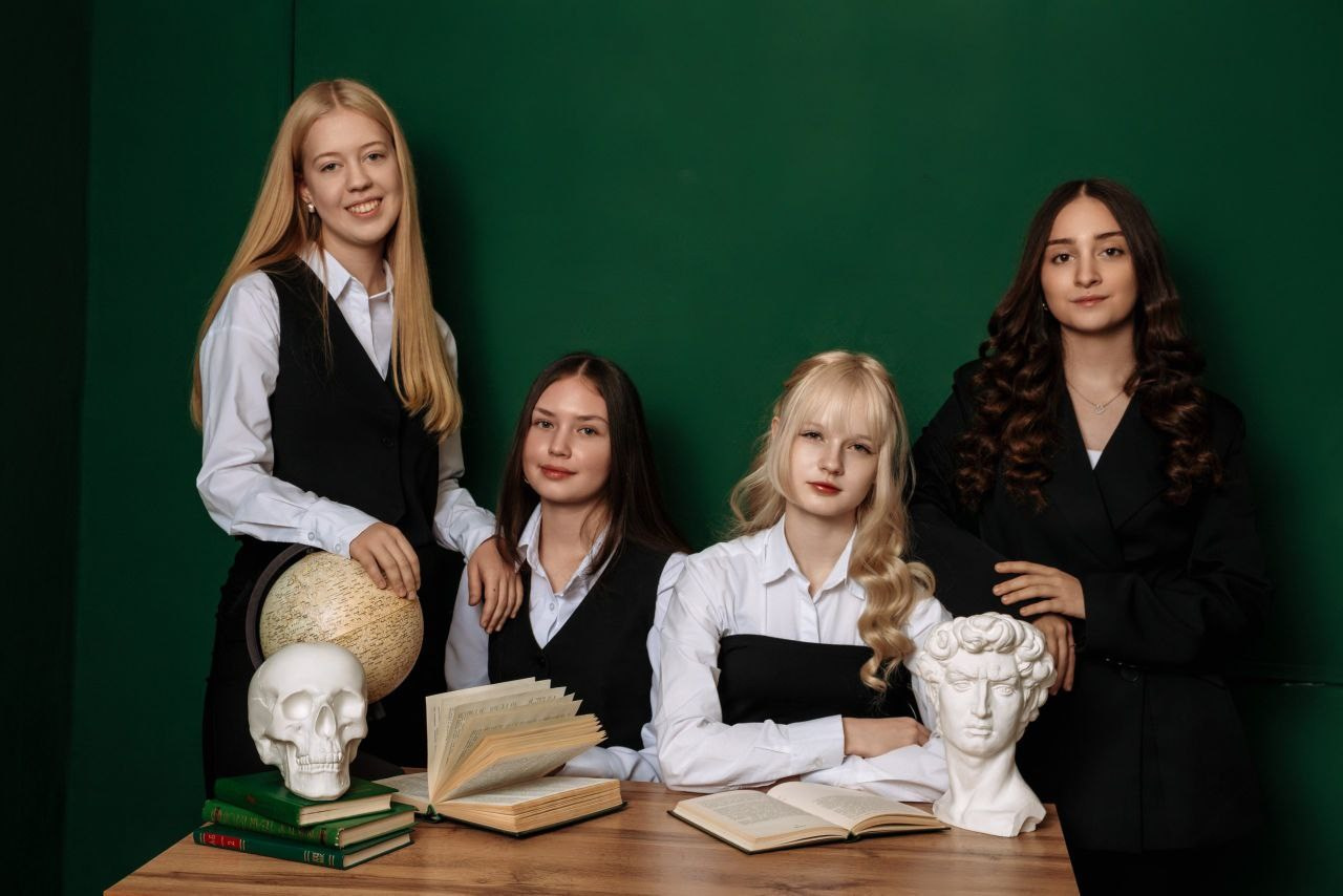 Выпускные альбомы. Фотограф Мария Лагутина