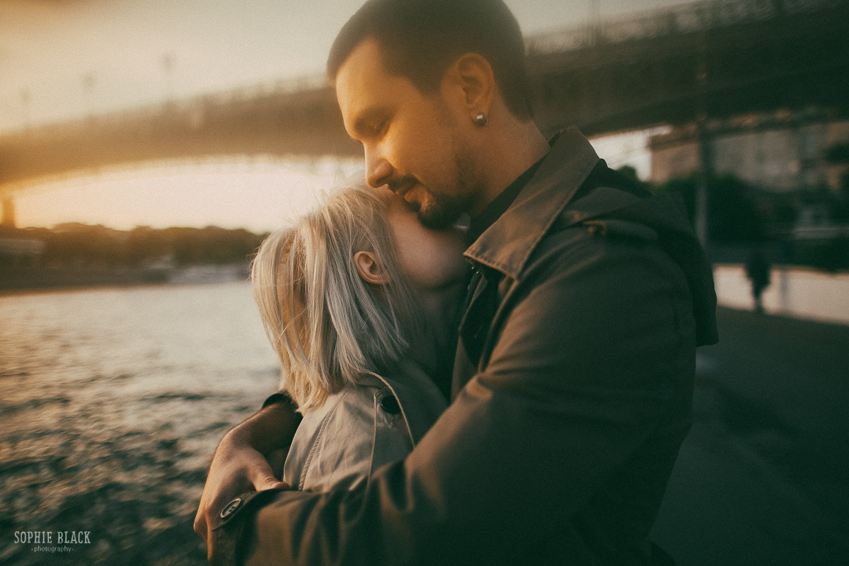 За два часа до начала лета. Соня Черных (sophieblack)