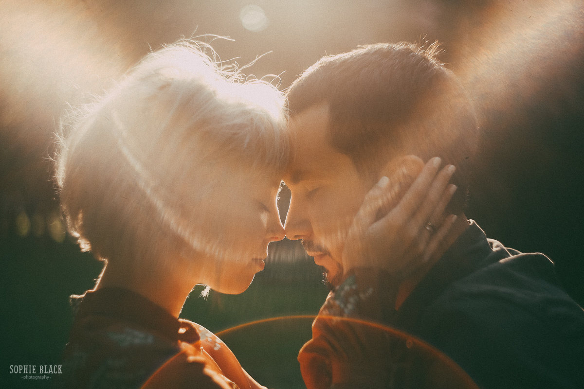 За два часа до начала лета. Соня Черных (sophieblack)