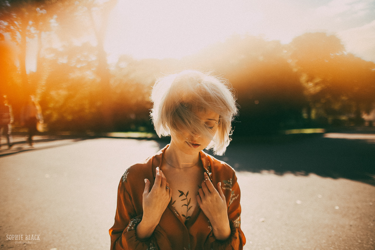 За два часа до начала лета. Соня Черных (sophieblack)