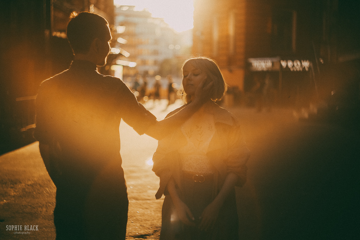 За два часа до начала лета. Соня Черных (sophieblack)