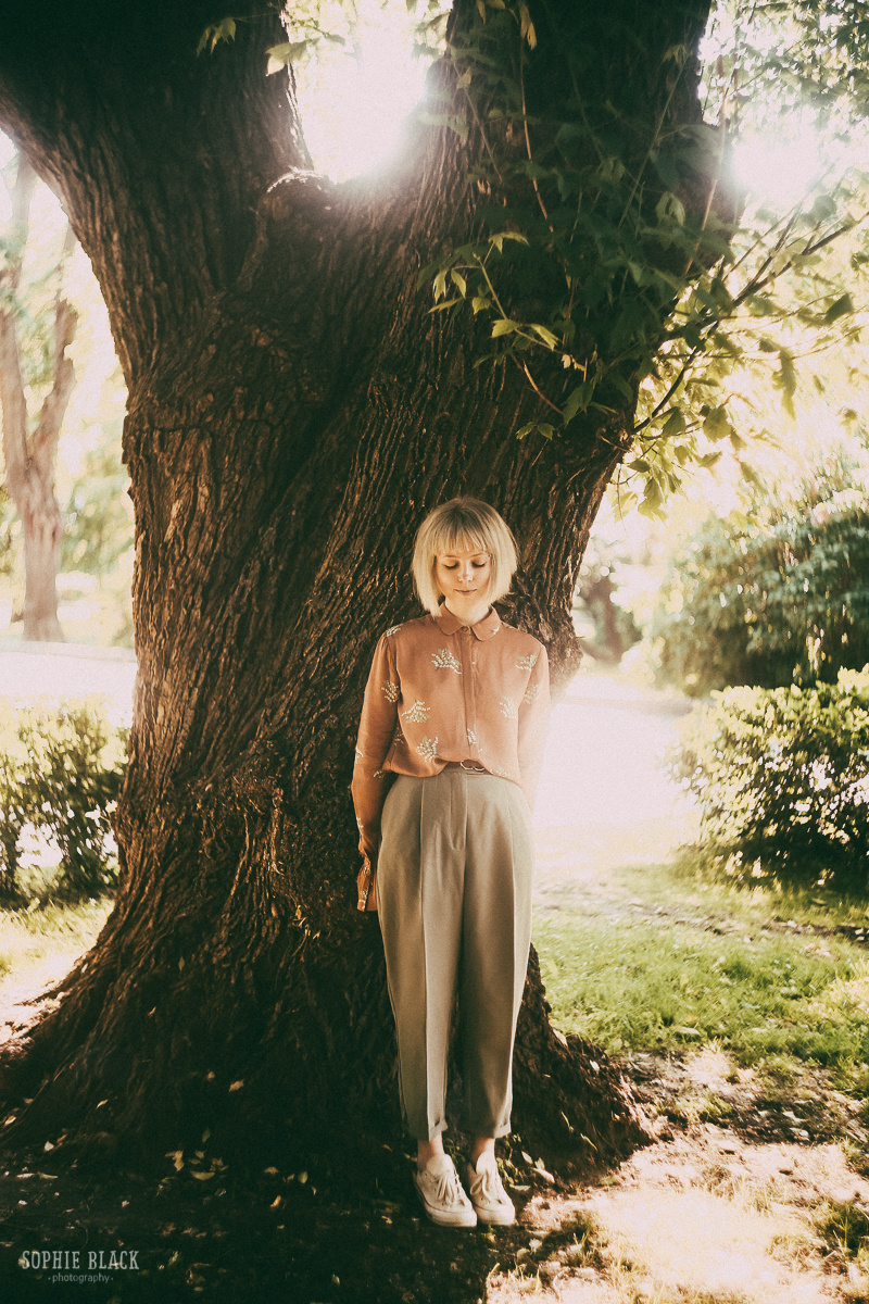 За два часа до начала лета. Соня Черных (sophieblack)