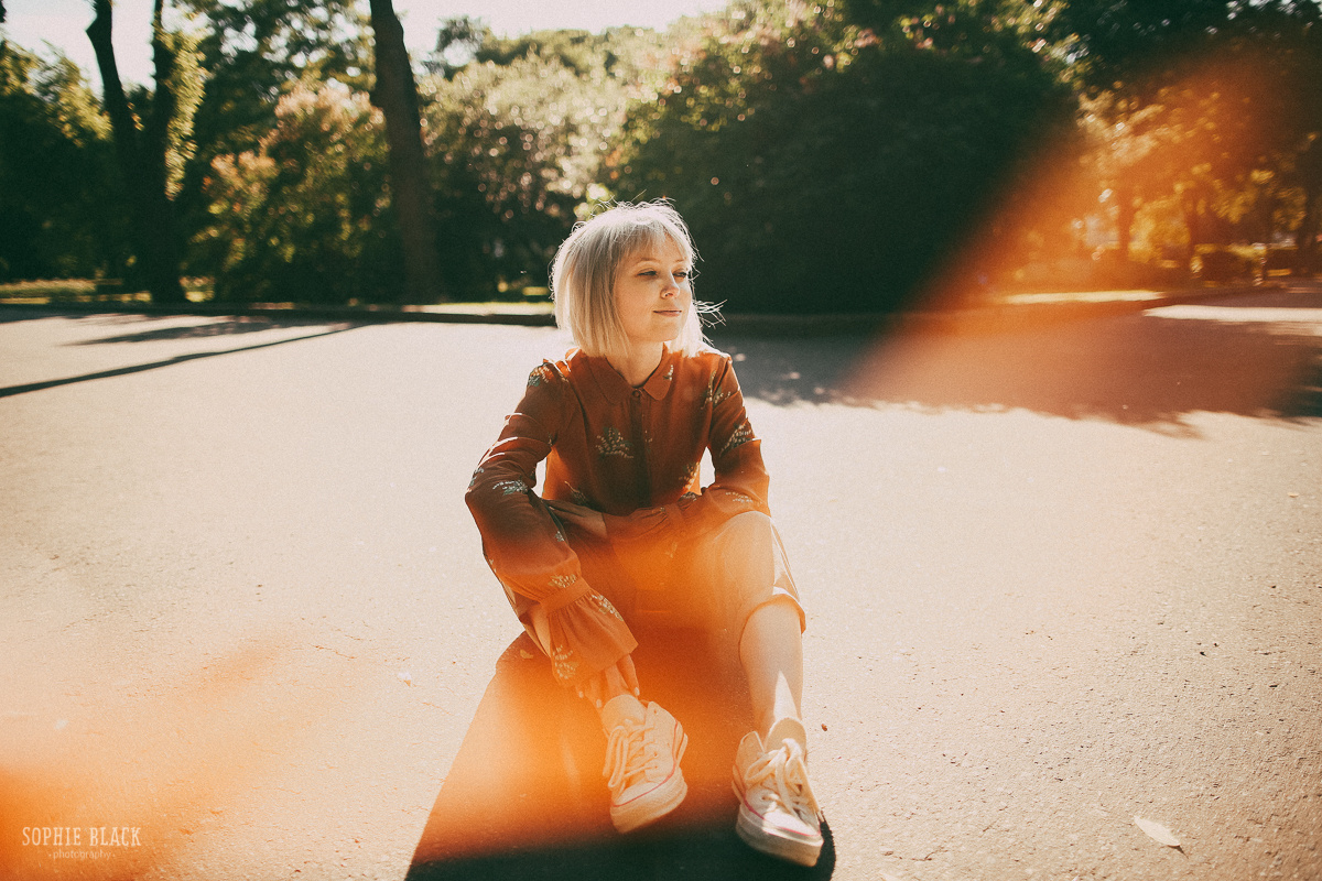 За два часа до начала лета. Соня Черных (sophieblack)