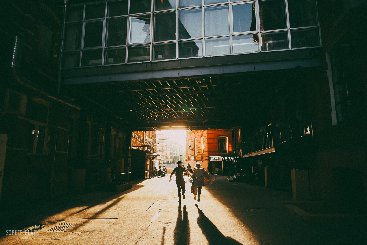 За два часа до начала лета. Соня Черных (sophieblack)