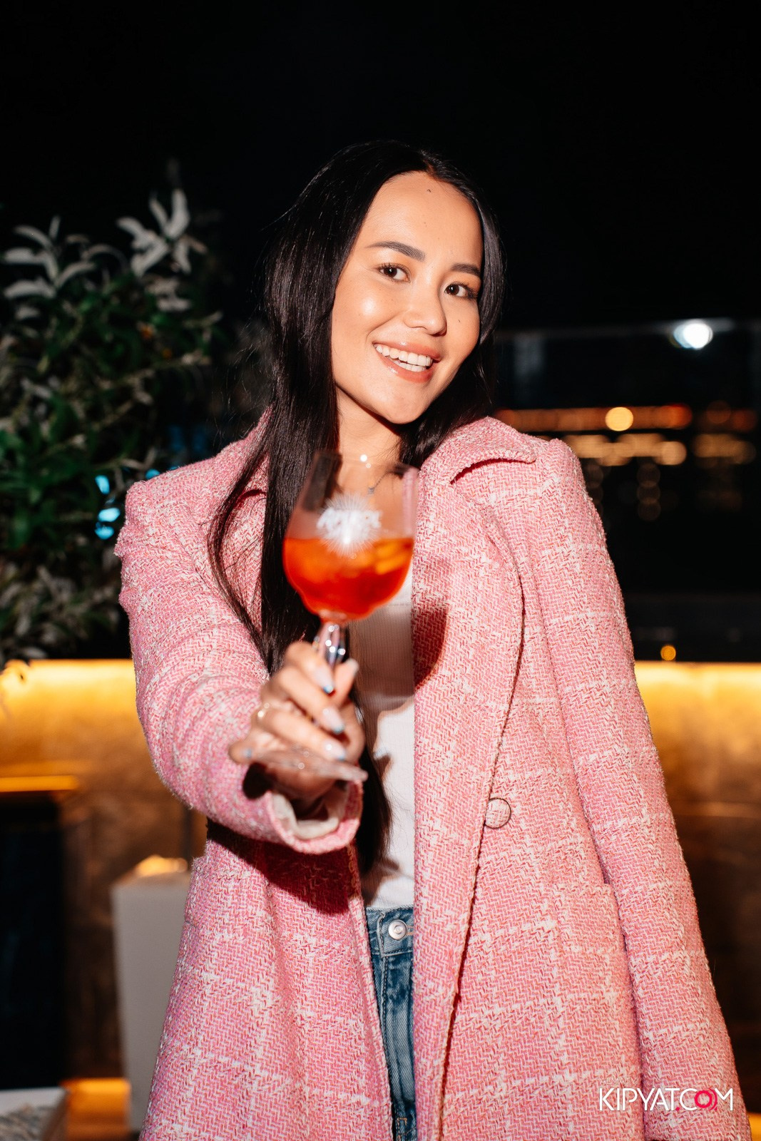 ОФИЦИАЛЬНОЕ ОТКРЫТИЕ ЛЕТНЕЙ ТЕРРАСЫ «TO THE MOON LOUNGE & HOOKAH». КИПЯТКОМ АЛМАТЫ!