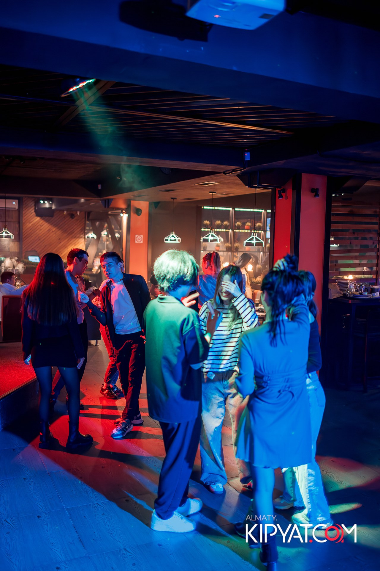 ШАШЛЫКОФФ. КИПЯТКОМ АЛМАТЫ!