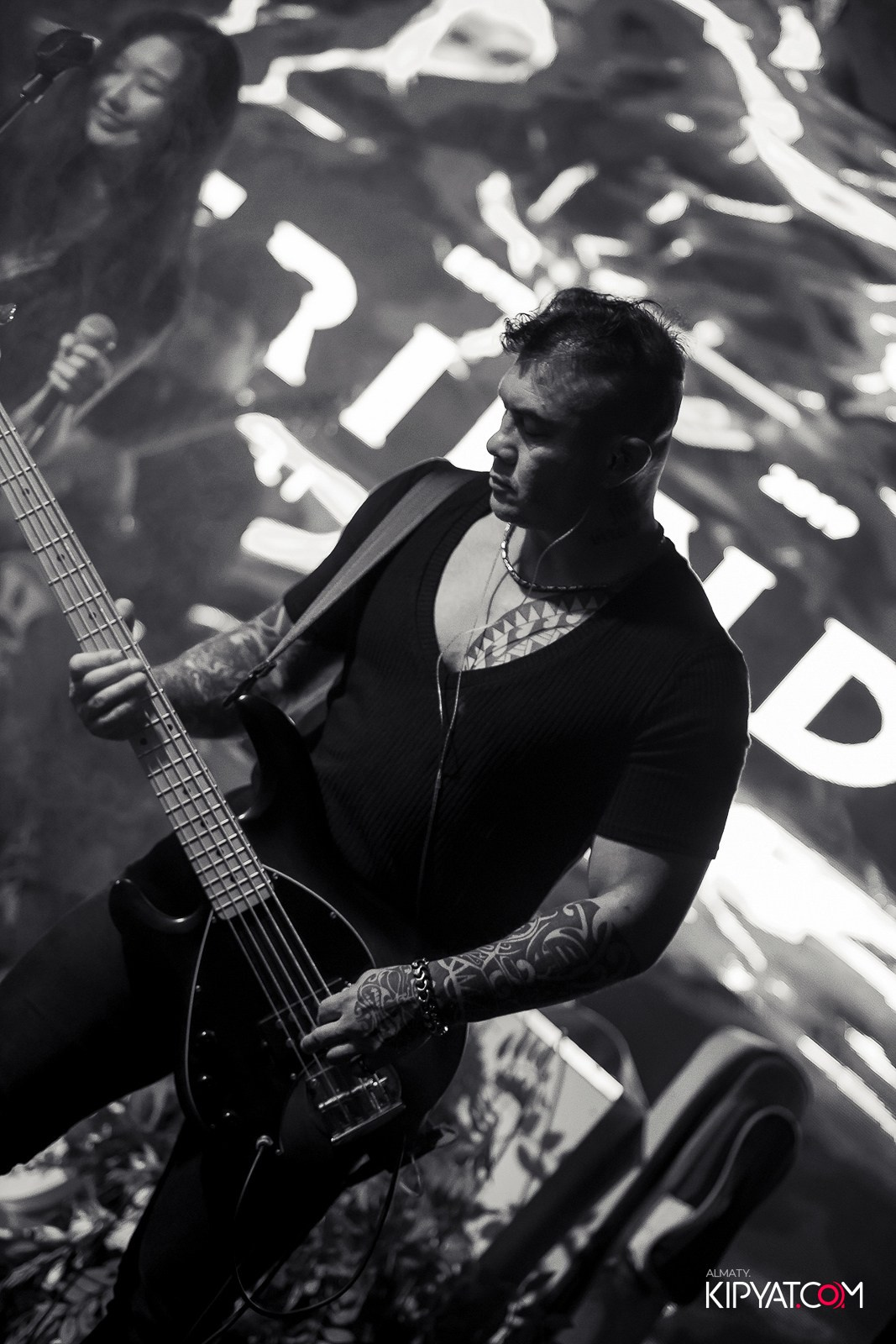 FRIENDS BAR & TERRACE. КИПЯТКОМ АЛМАТЫ!