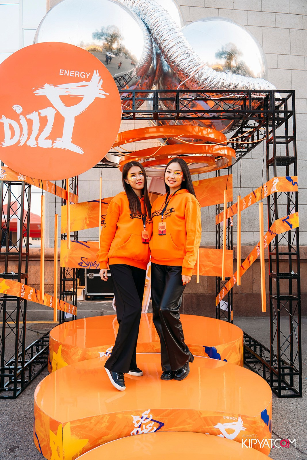 КОНЦЕРТ МИРАСА ЖУГУНУСОВА НА ЦЕНТРАЛЬНОМ СТАДИОНЕ. КИПЯТКОМ АЛМАТЫ!