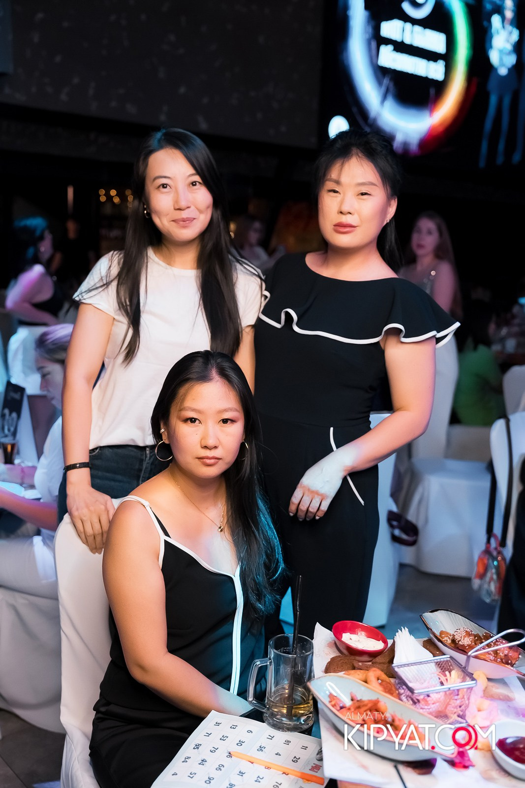 МУЗЫКАЛЬНОЕ ЛОТО В HIT RETRO. КИПЯТКОМ АЛМАТЫ!