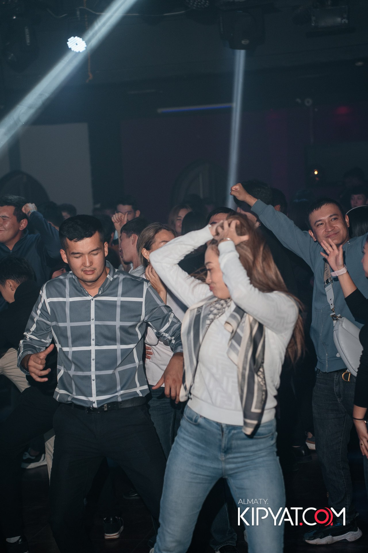 ARAGOSTA. КИПЯТКОМ АЛМАТЫ!