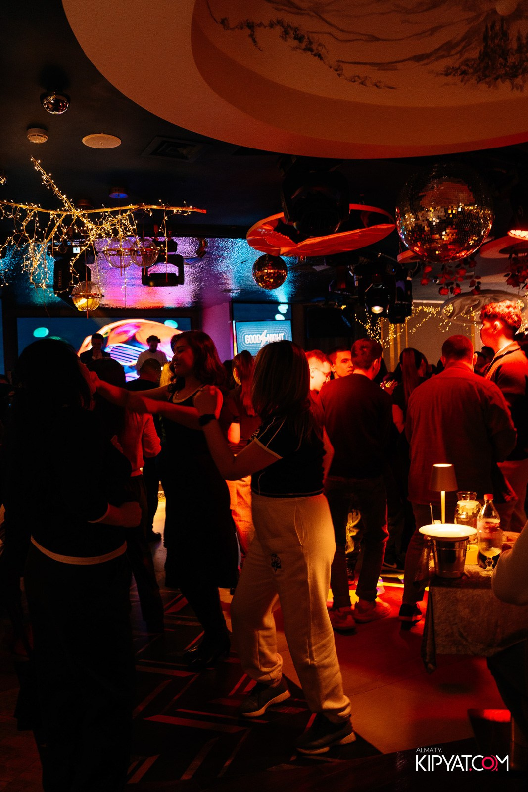 FORT VERNYI. КИПЯТКОМ АЛМАТЫ!