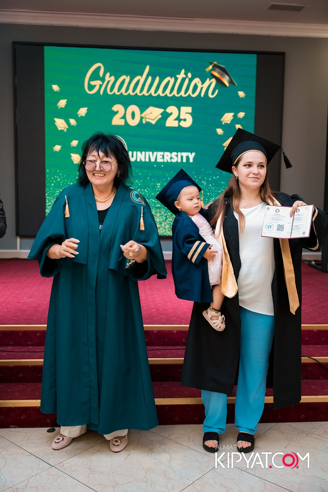 GRADUATION 2025 Q UNIVERSITY. КИПЯТКОМ АЛМАТЫ!