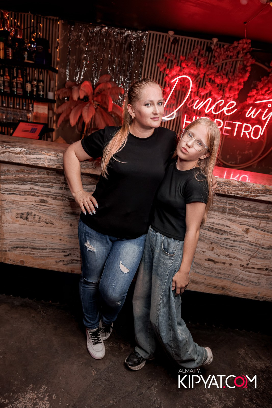 МУЗЫКАЛЬНОЕ ЛОТО В HIT RETRO. КИПЯТКОМ АЛМАТЫ!