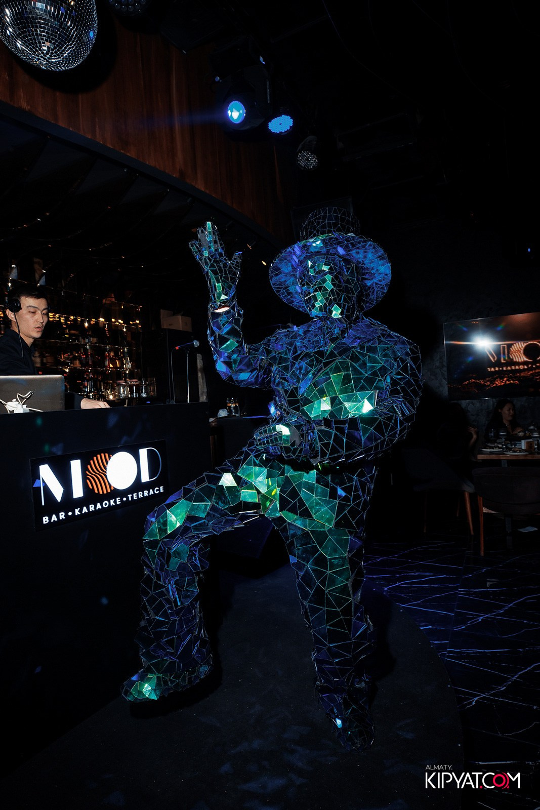 MOOD KARAOKE & TERRACE. КИПЯТКОМ АЛМАТЫ!