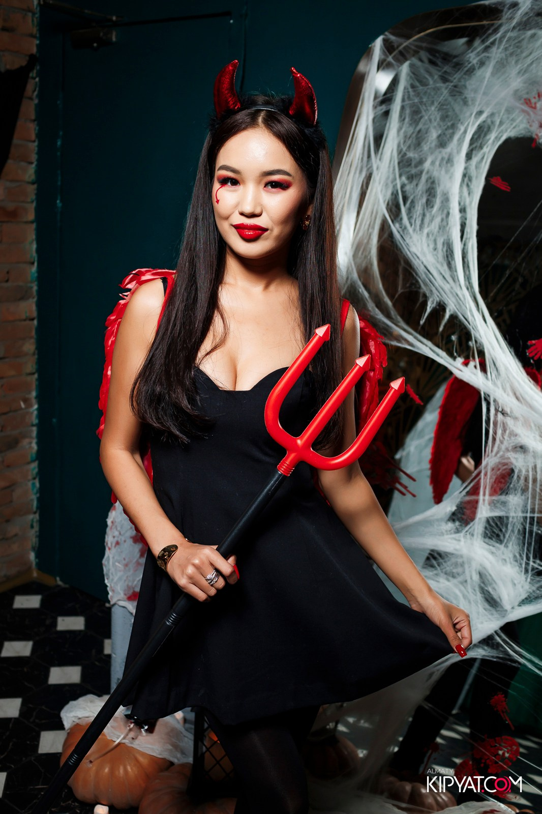 OLOVO BAR НА САТПАЕВА. КИПЯТКОМ АЛМАТЫ!