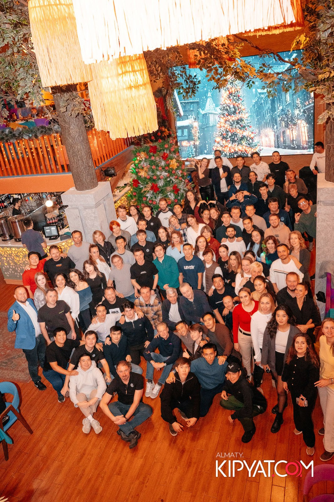 ГРУЗИНСКИЙ ДВОР НА КАБАНБАЙ БАТЫРА. КИПЯТКОМ АЛМАТЫ!