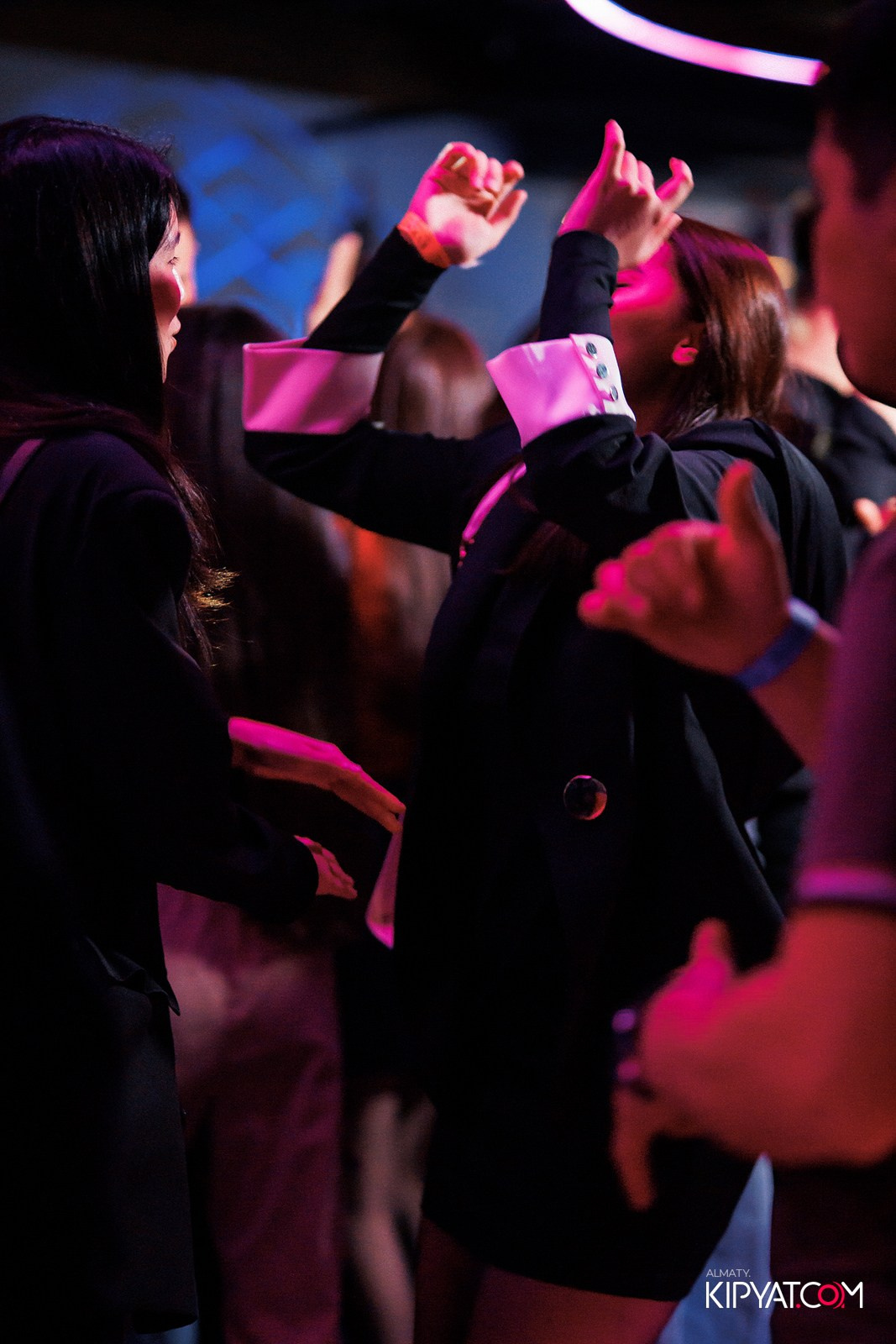 EVENT BAR. КИПЯТКОМ АЛМАТЫ!