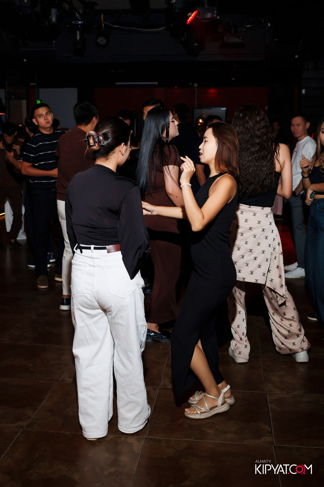 ARAGOSTA. КИПЯТКОМ АЛМАТЫ!