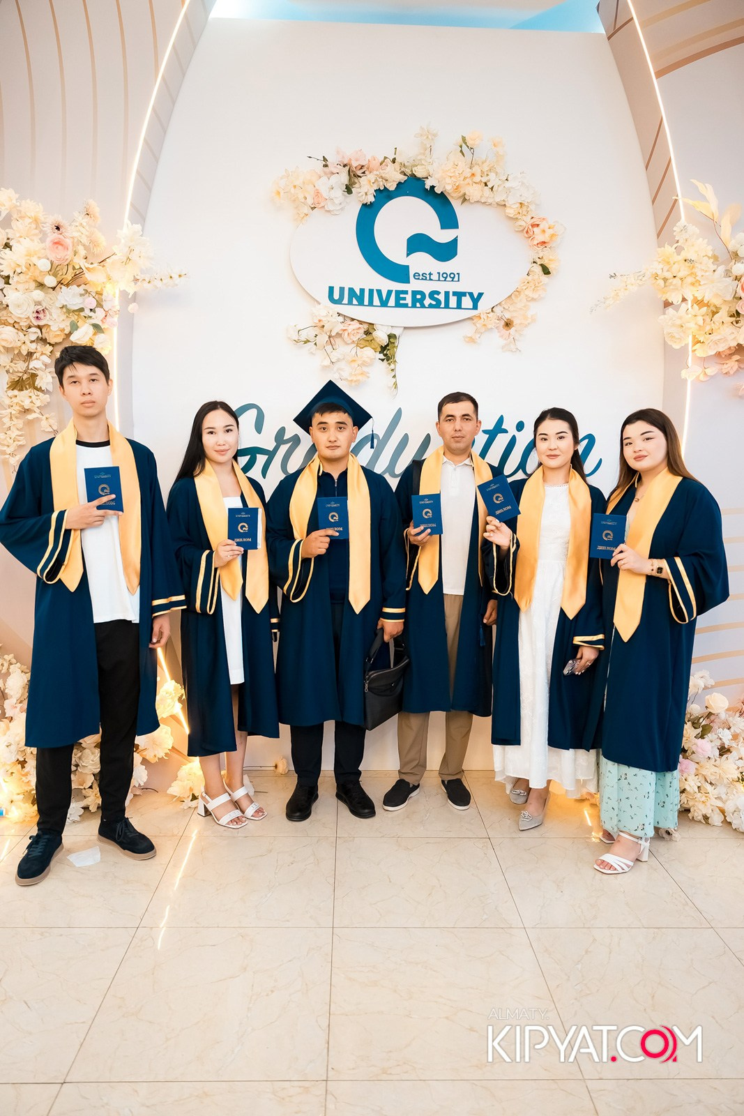 GRADUATION 2025 Q UNIVERSITY. КИПЯТКОМ АЛМАТЫ!