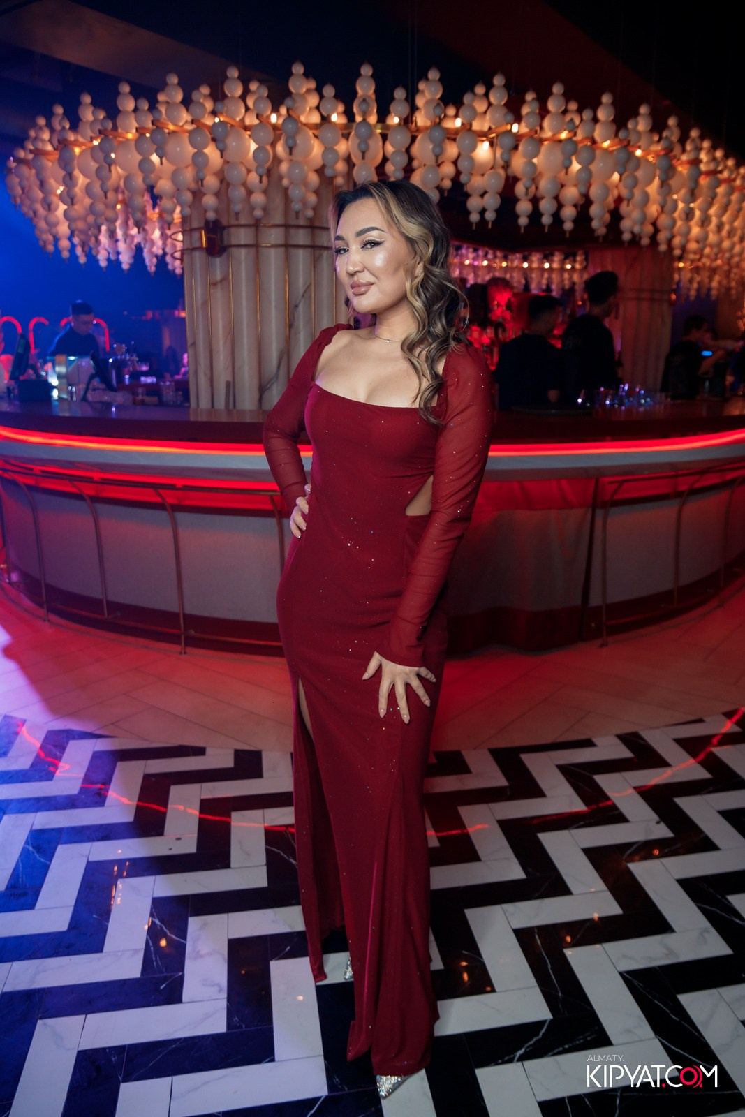 QUEEN. КИПЯТКОМ АЛМАТЫ!