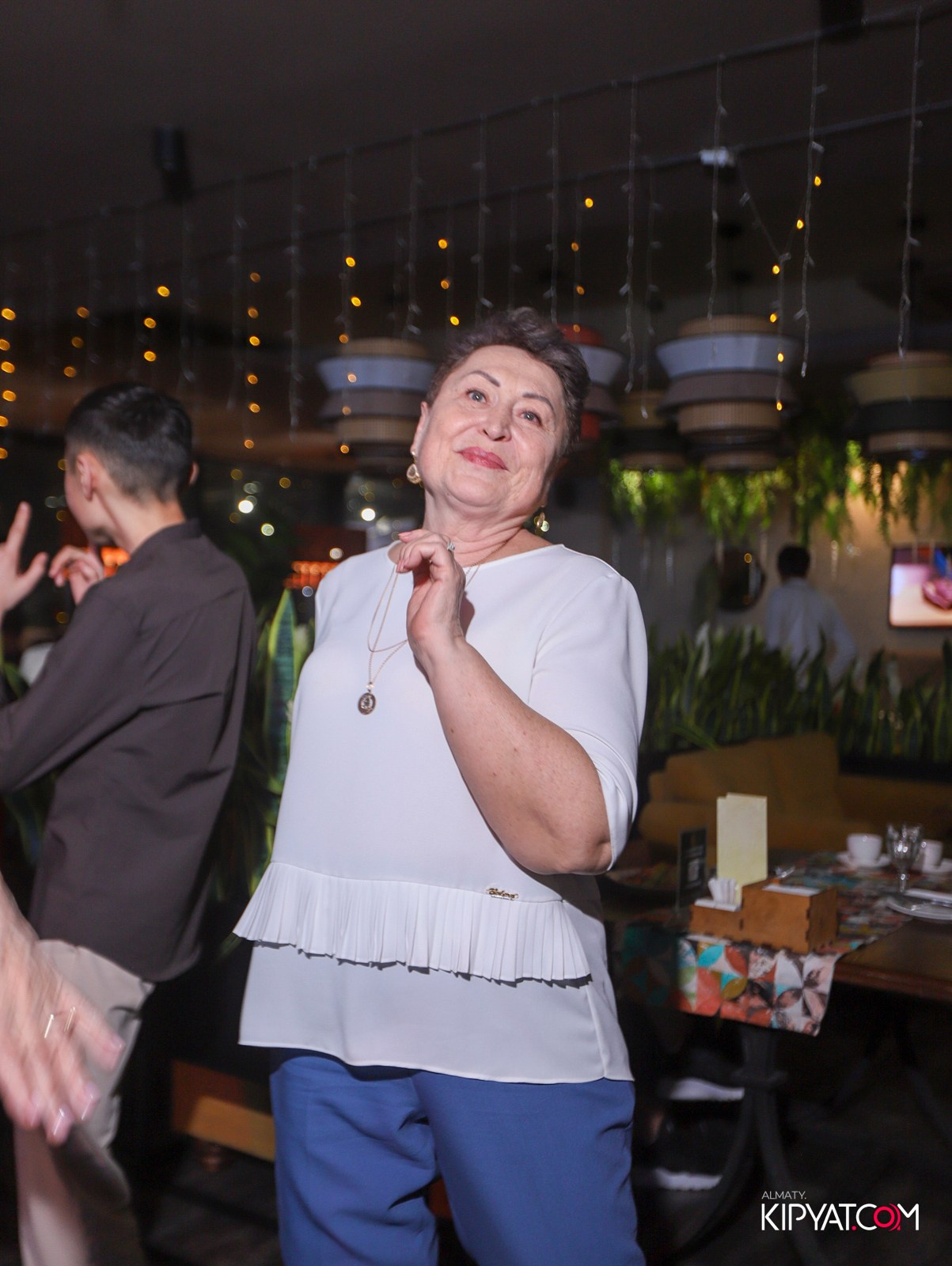 LIFE GRILL CAFE. КИПЯТКОМ АЛМАТЫ! Фотосъемка мероприятий в Алматы