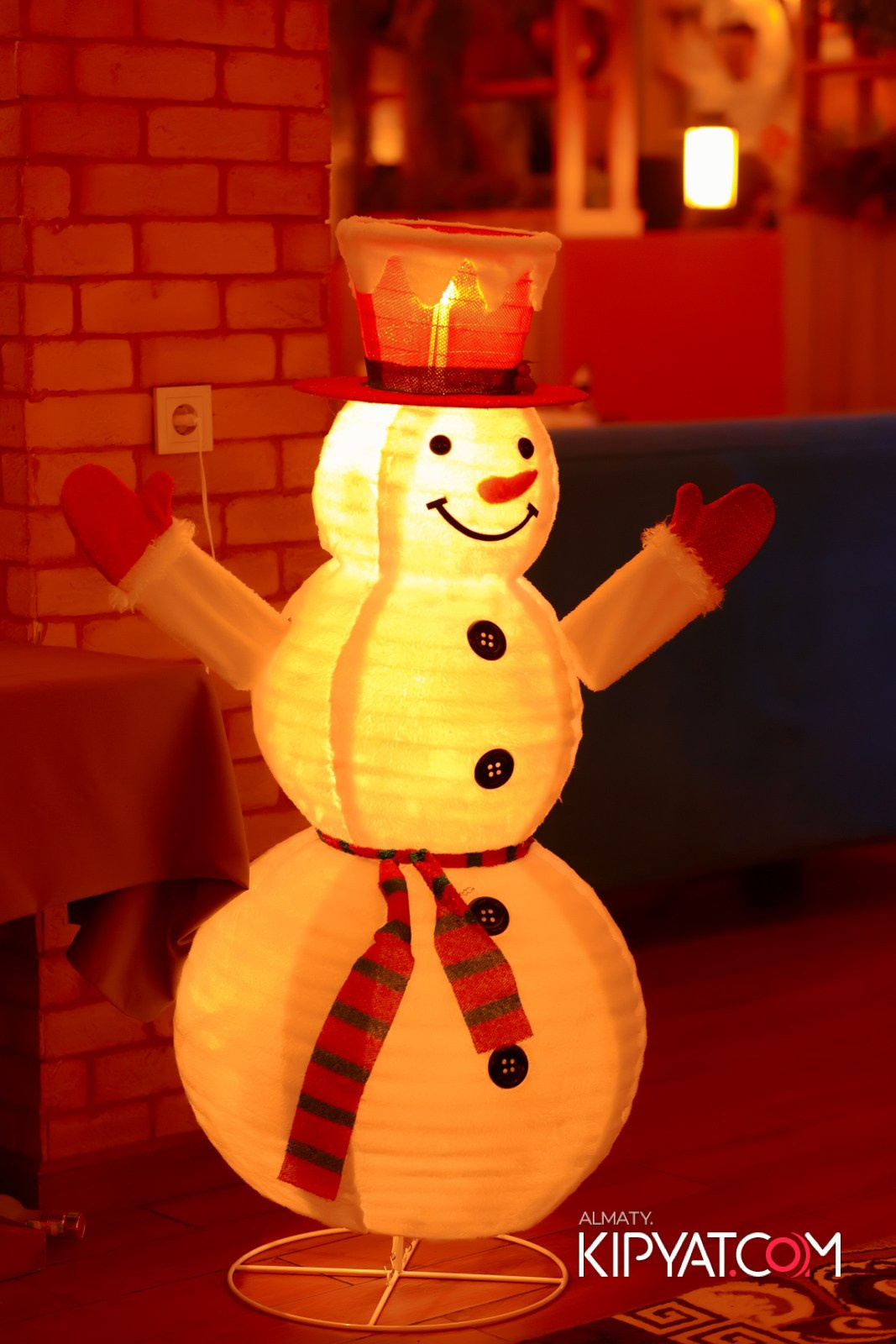 ГРУЗИНСКИЙ ДВОР НА КАБАНБАЙ БАТЫРА. КИПЯТКОМ АЛМАТЫ!