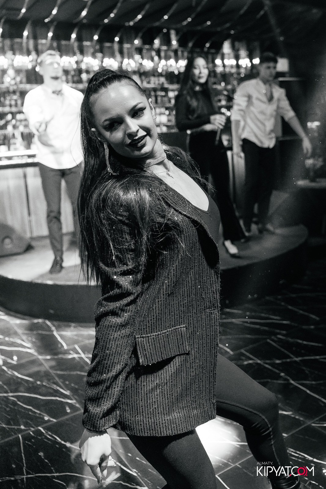 MOOD KARAOKE & TERRACE. КИПЯТКОМ АЛМАТЫ!