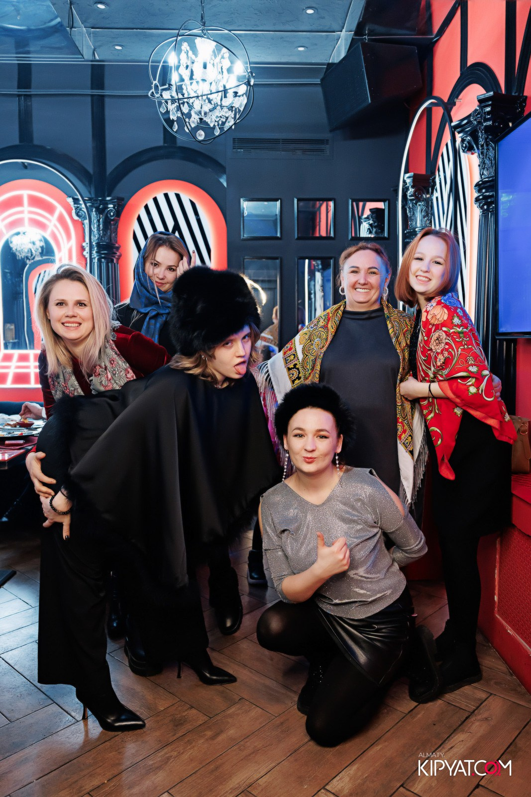 ЗАЯ, НА БИС. КИПЯТКОМ АЛМАТЫ!