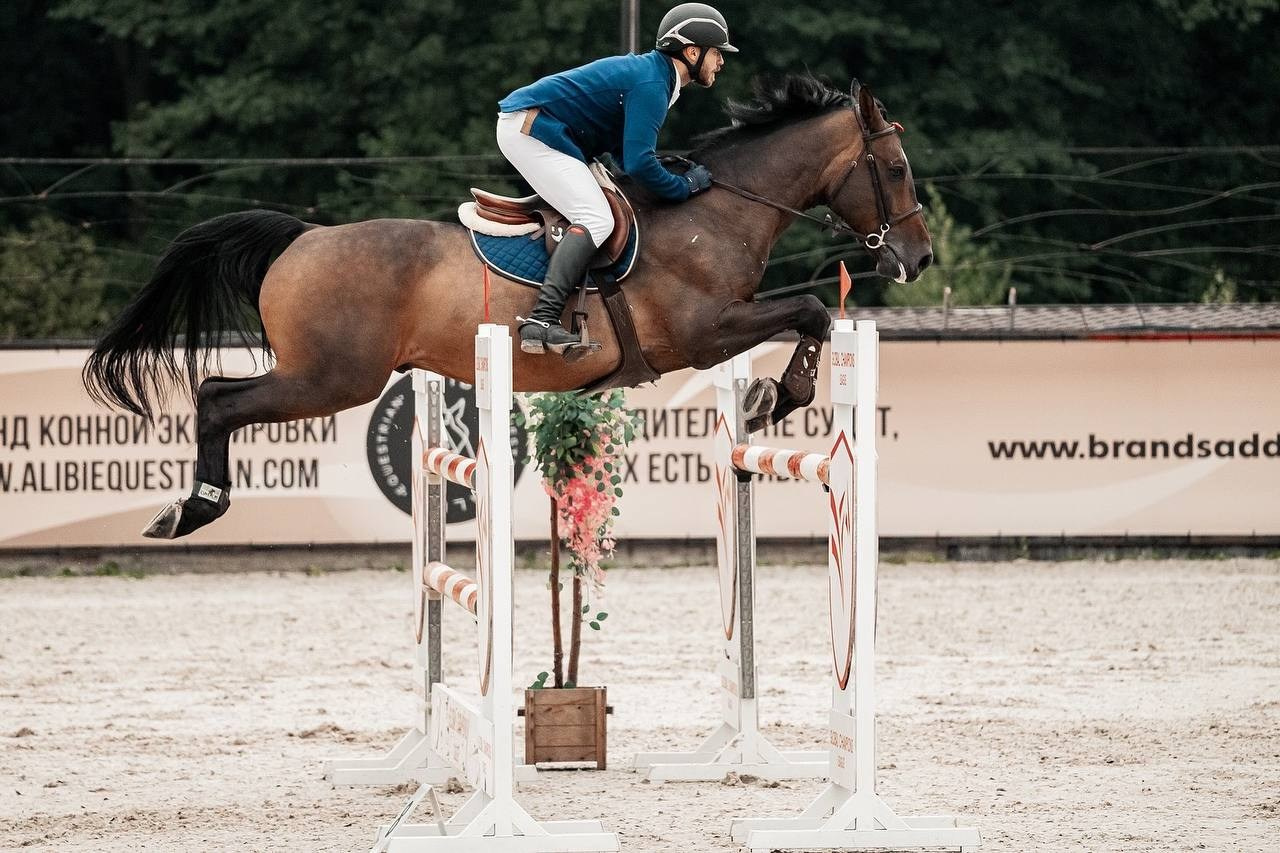 Муниципальные соревнования по конкуру КСК «Виват, Россия!». Куракина Дарья • Конный фотограф