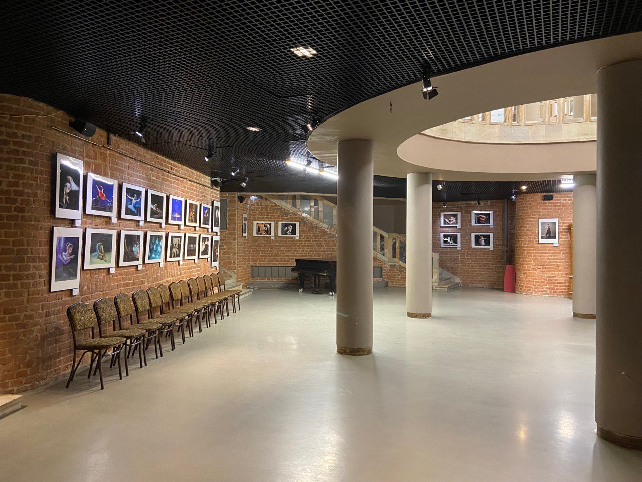 БАЛЕТ В ФОТОГРАФИЯХ.Стихи, написанные телом. Reportage, architectural, fine art photographer Lena Melnikova in Moscow