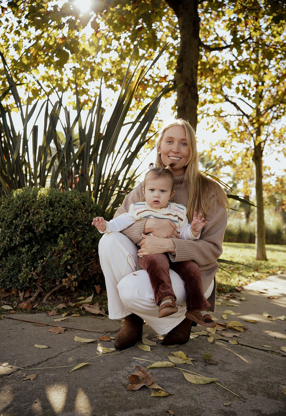 какие услуги фотографа семейная съемка в студии частная съемка семейная услуга стилиста парикмахера профессиональная фотосессия с макияжем и одеждой портфолио фотографа где фотографы фотосессия девушки семейная любительская съемка услуги стилиста для женщин фотосессия с чайками на крыше