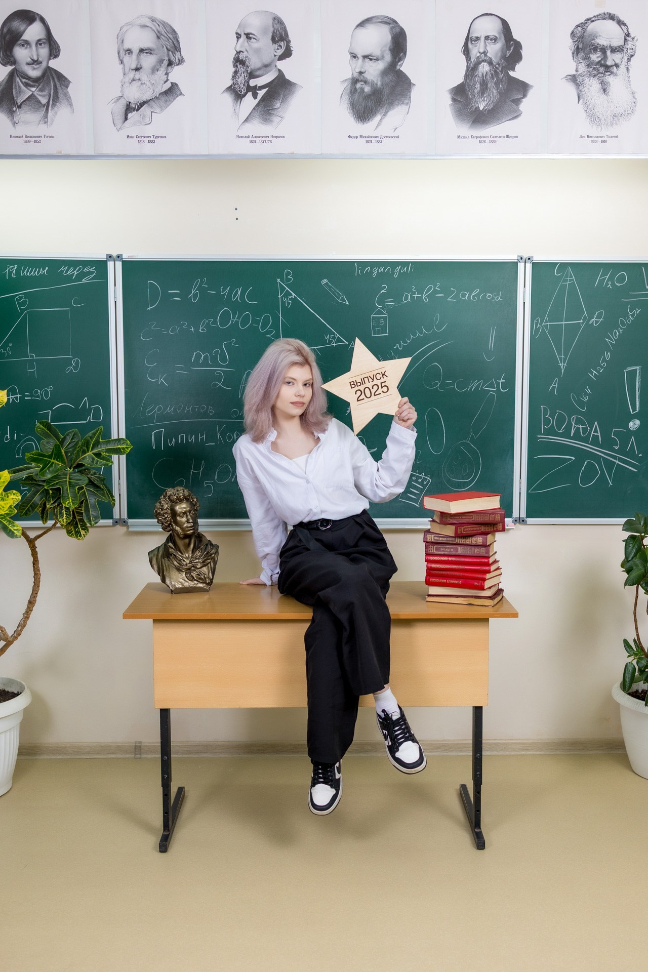 Старшеклассники. В школе, на улице. Фотографы Евгений и Екатерина. Фотофикус. Тюмень