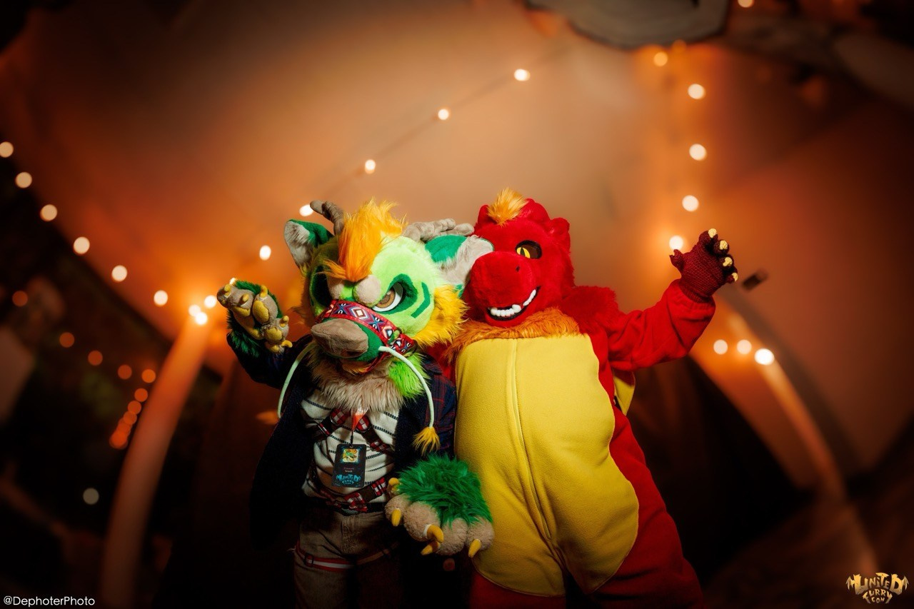 United Furry Convention 2026. Различные мероприятия и просто фотографии людей