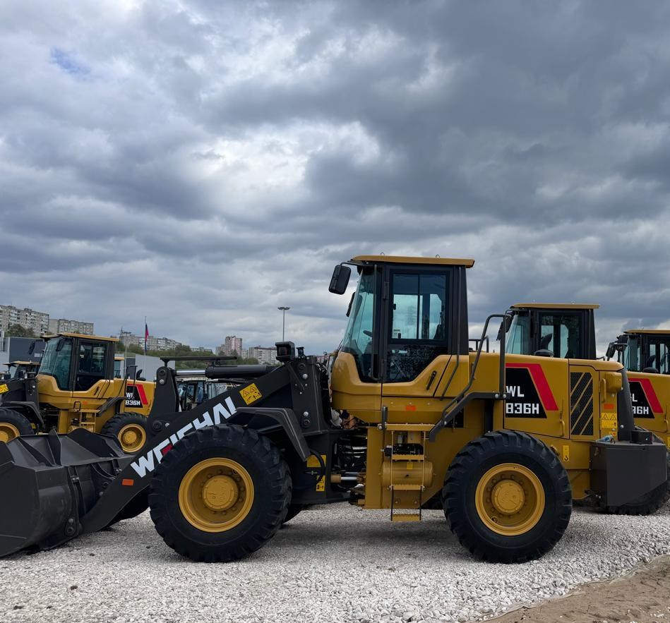 Обзор фронтального погрузчика Weheavy WL836H. Продажа надежной спецтехники от компании СТИ в г. Новосибирск