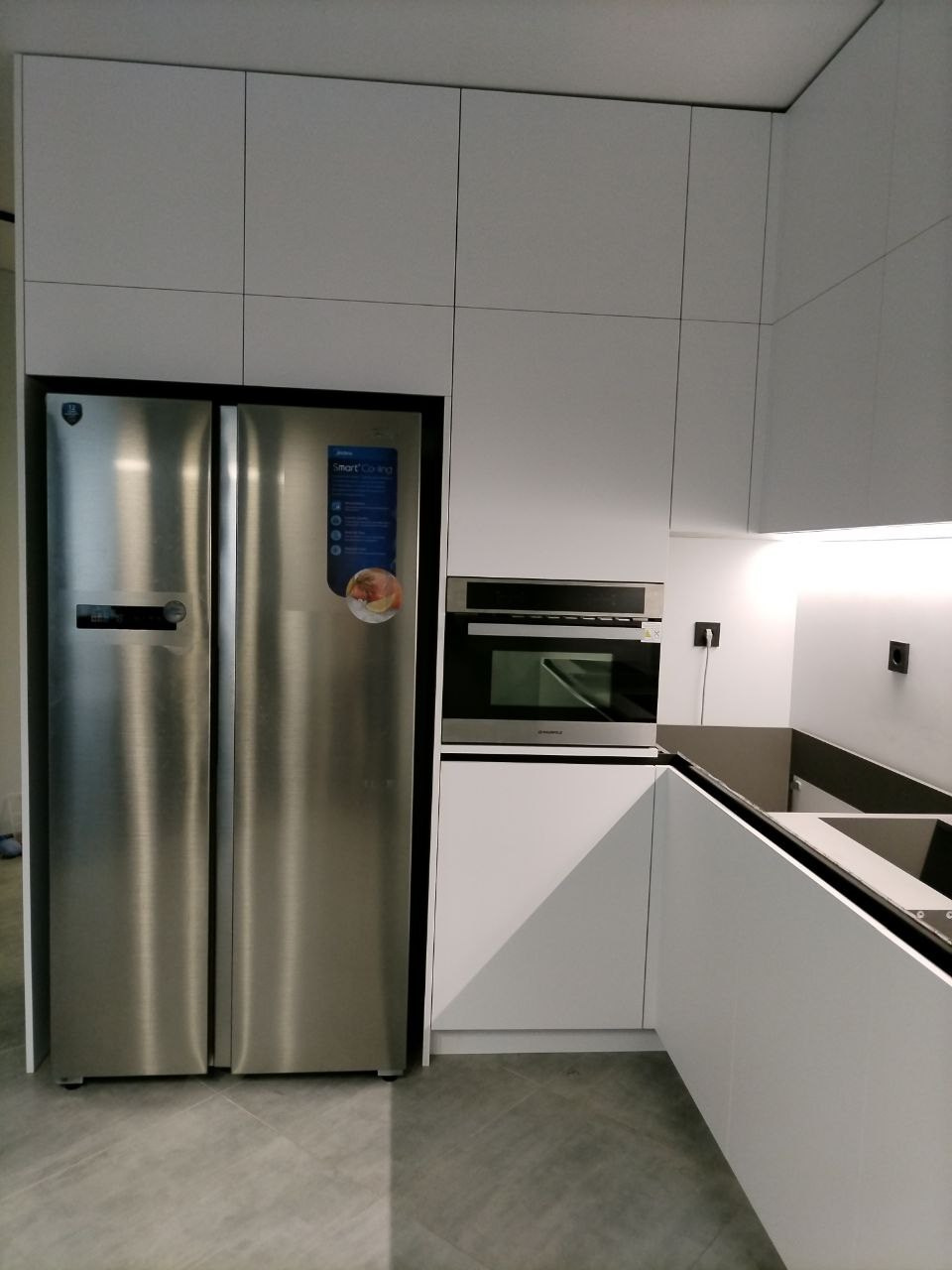 Фото с монтажа |Мебель на заказа: кухни, шкафы и т.д. в Томске. ГУДРУМ — Мебель на заказ в Томске | Кухни | Шкафы | Стулья и Столы