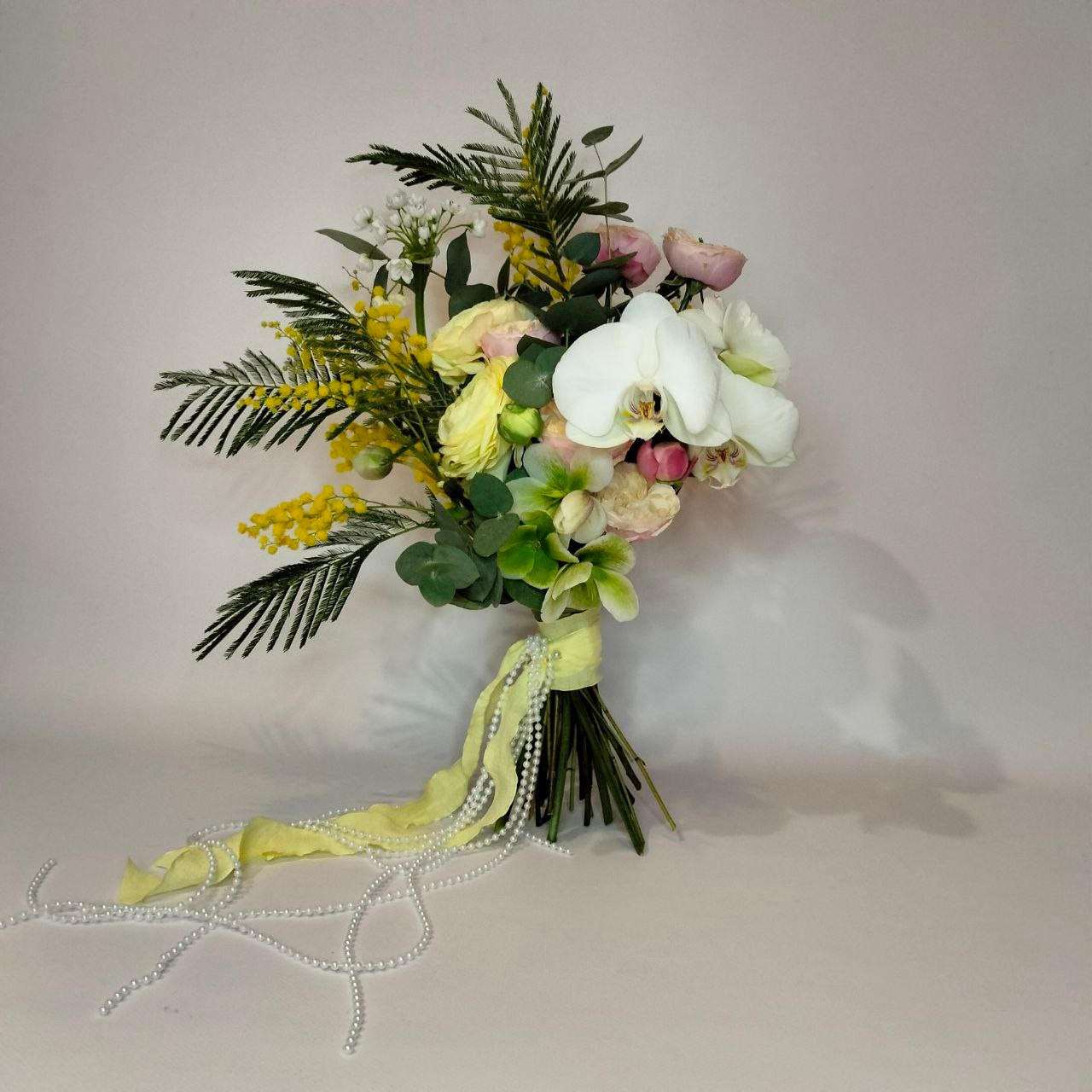 Свадебные букеты и аксессуары. Мария Сурмина-Ким. Флорист