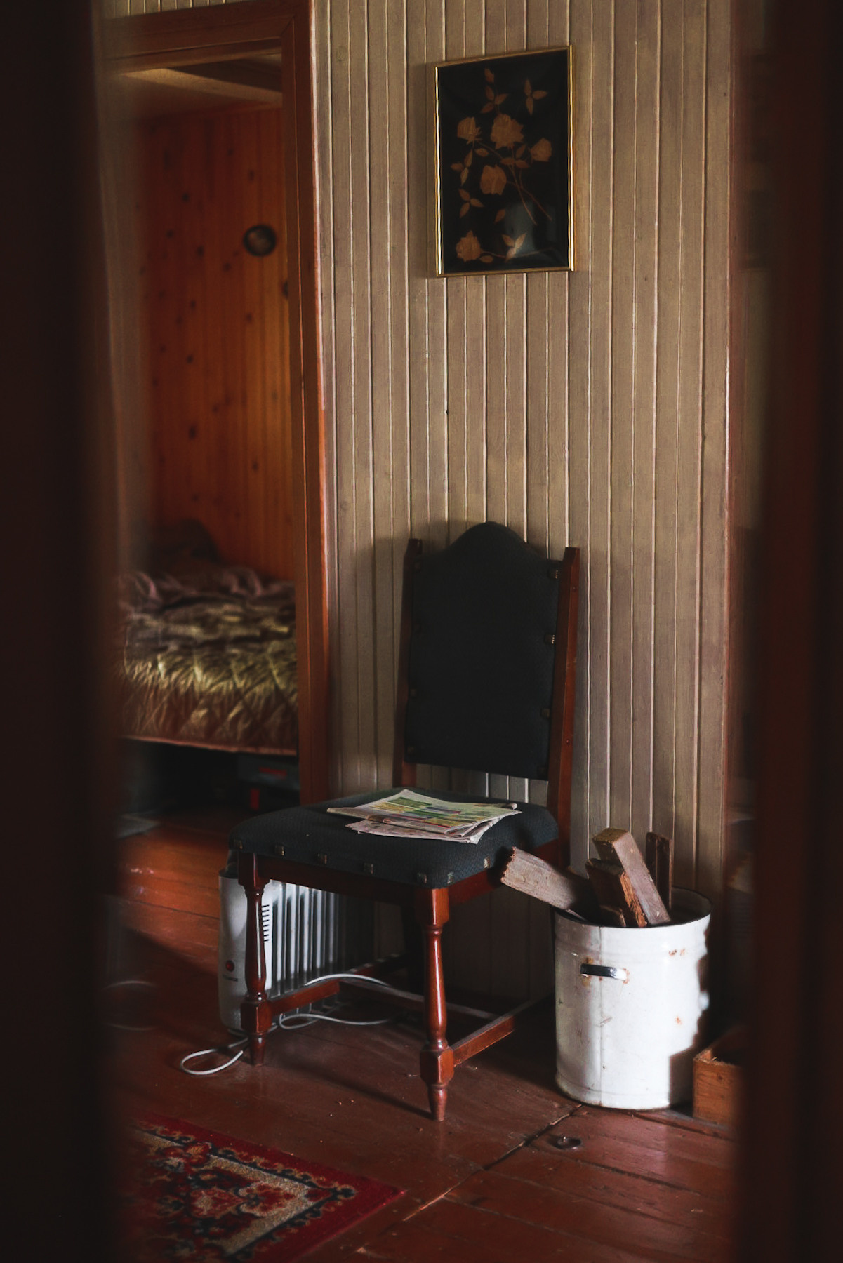 Фотографии бабушек за игрой в домино и дачной жизни. Портретный и семейный фотограф в Москве Мария Рослякова