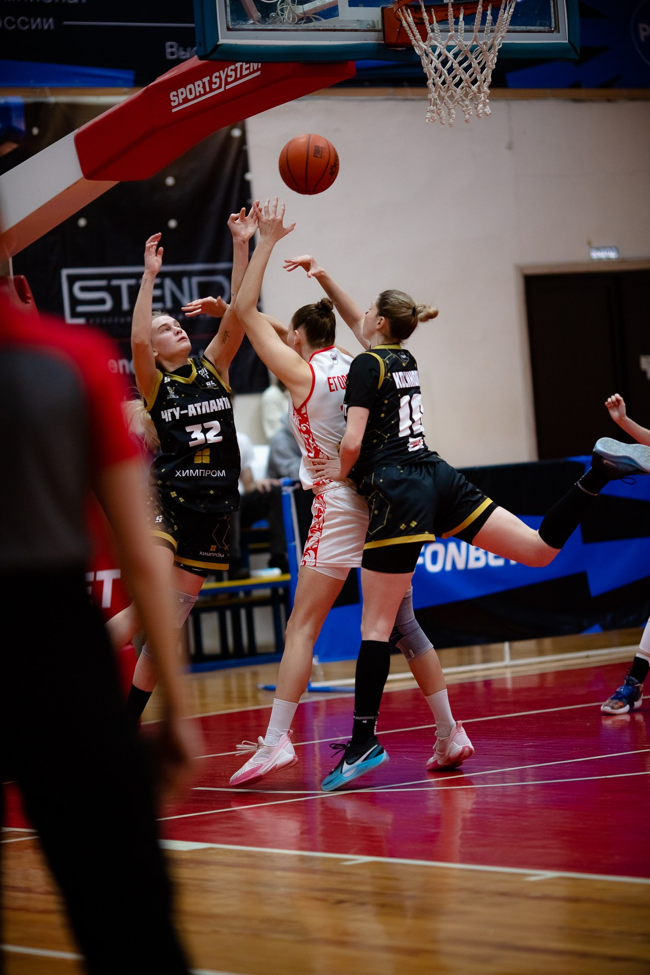 Юность — ЧГУ-Атланта. Фотография