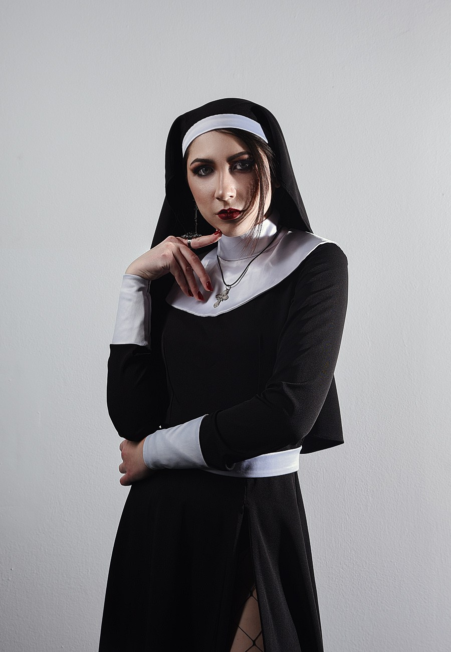 Монахиня. Свадебный и семейный фотограф в Туле Ксения Сильвер