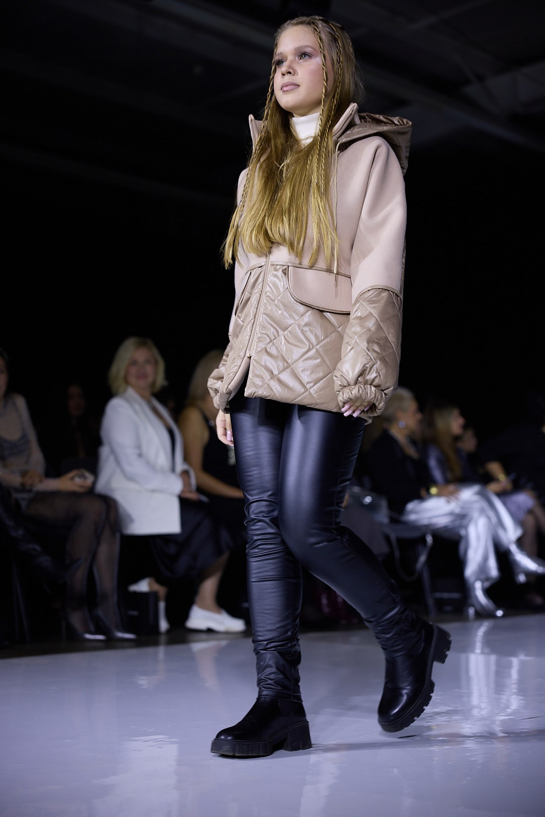 Q&J Fashion Fest 2025. Репортажный фотограф в Иркутске — Ярослав Ковалёв