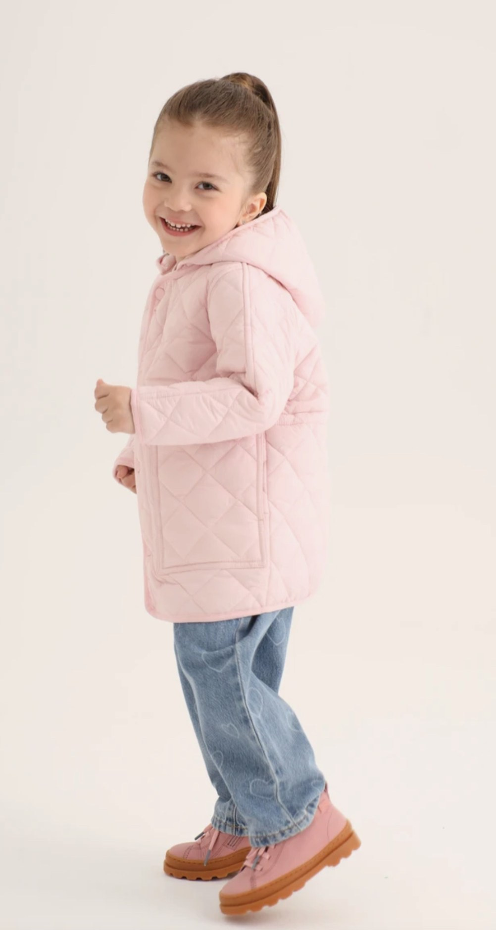 Камила И. (дети). Фото и видео продакшн в Москве — съемка для брендов и маркетплейсов