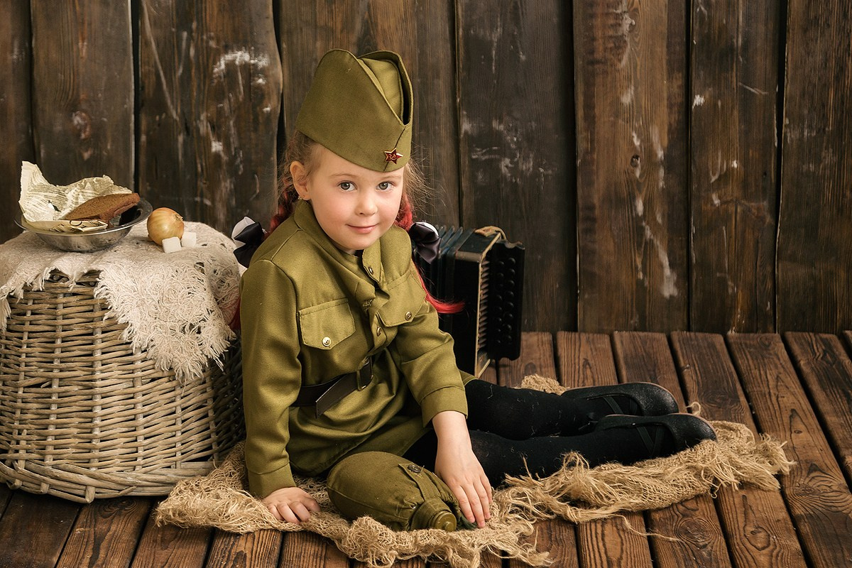 Детская тематическая фотосессия «Военная открытка». Фотограф новорожденных Альбина Хухарева. Йошкар-Ола. Казань. Чебоксары