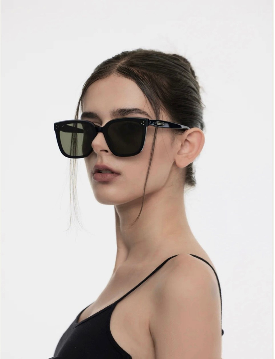 Roya. Axis model management